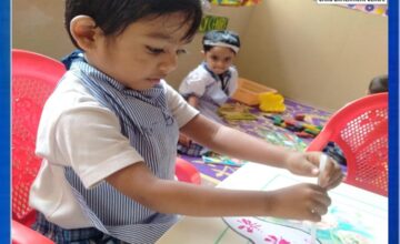 Straw dabbing on balloon!