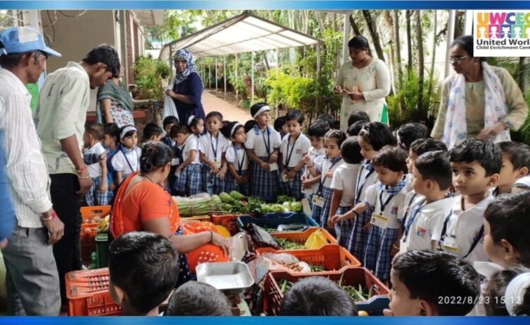Vegetable Vendor pays a visit to UWCEC !
